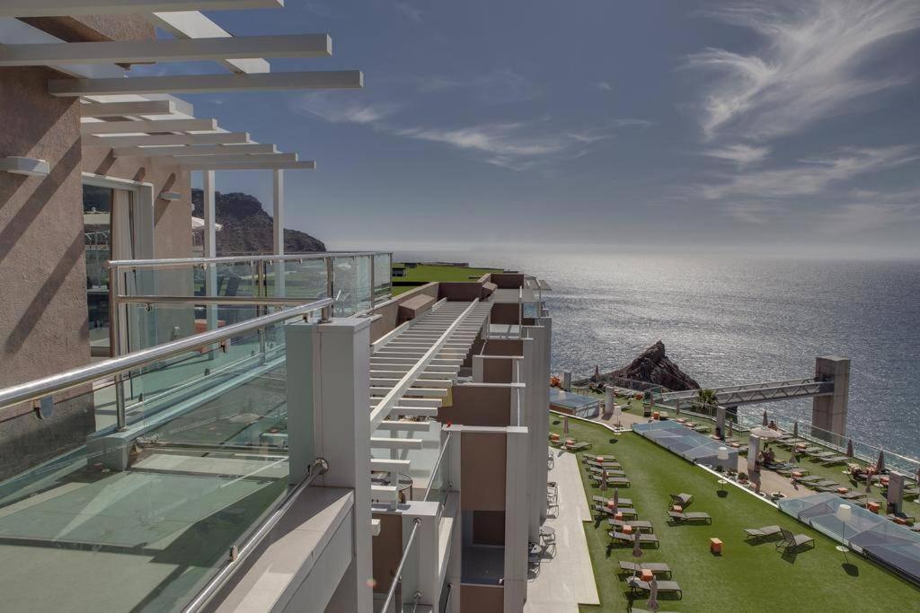 Luxury Penthouse, Panoramic Sea View Apartment Mogan Luaran gambar