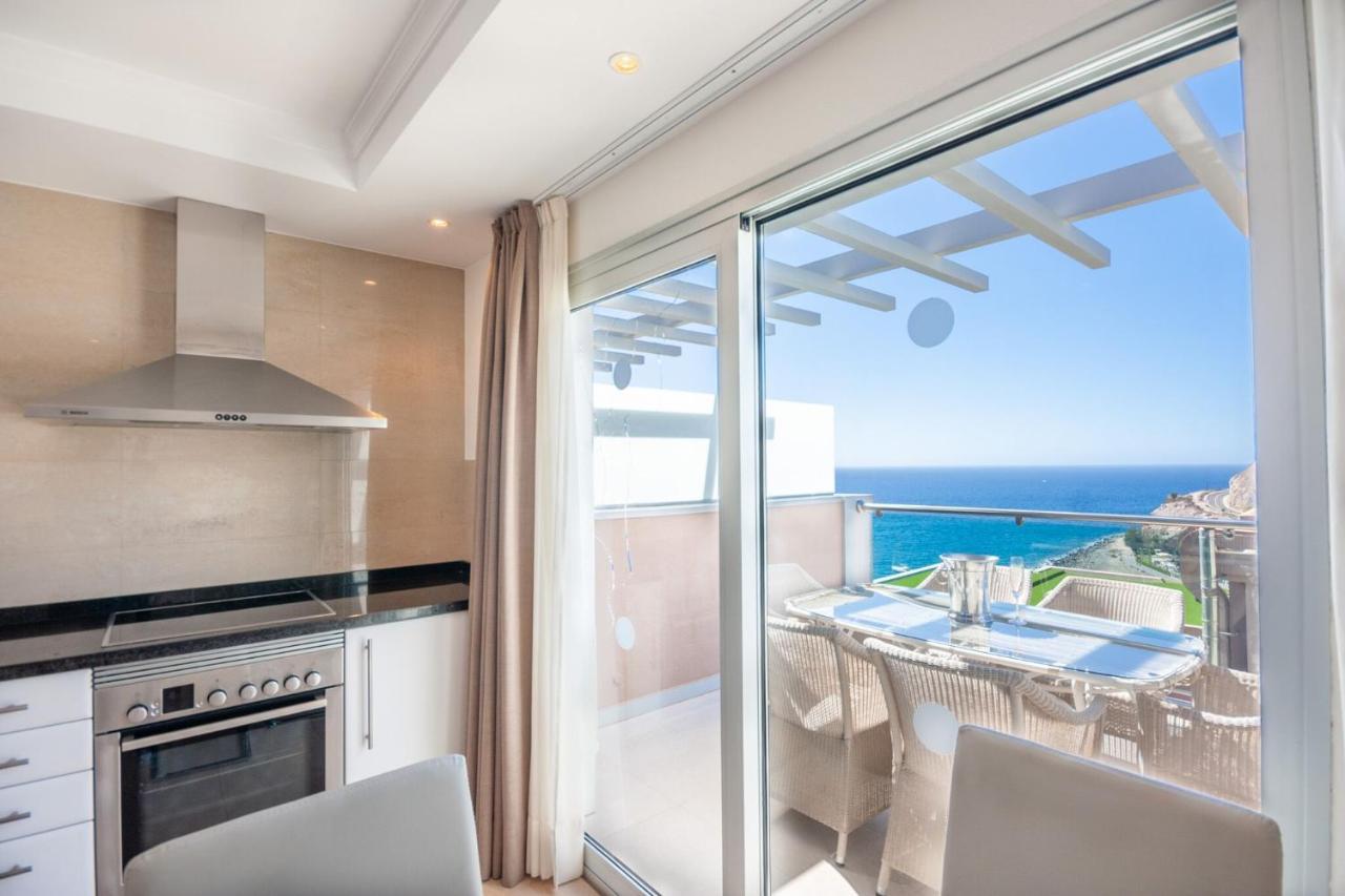 Luxury Penthouse, Panoramic Sea View Apartment Mogan Luaran gambar