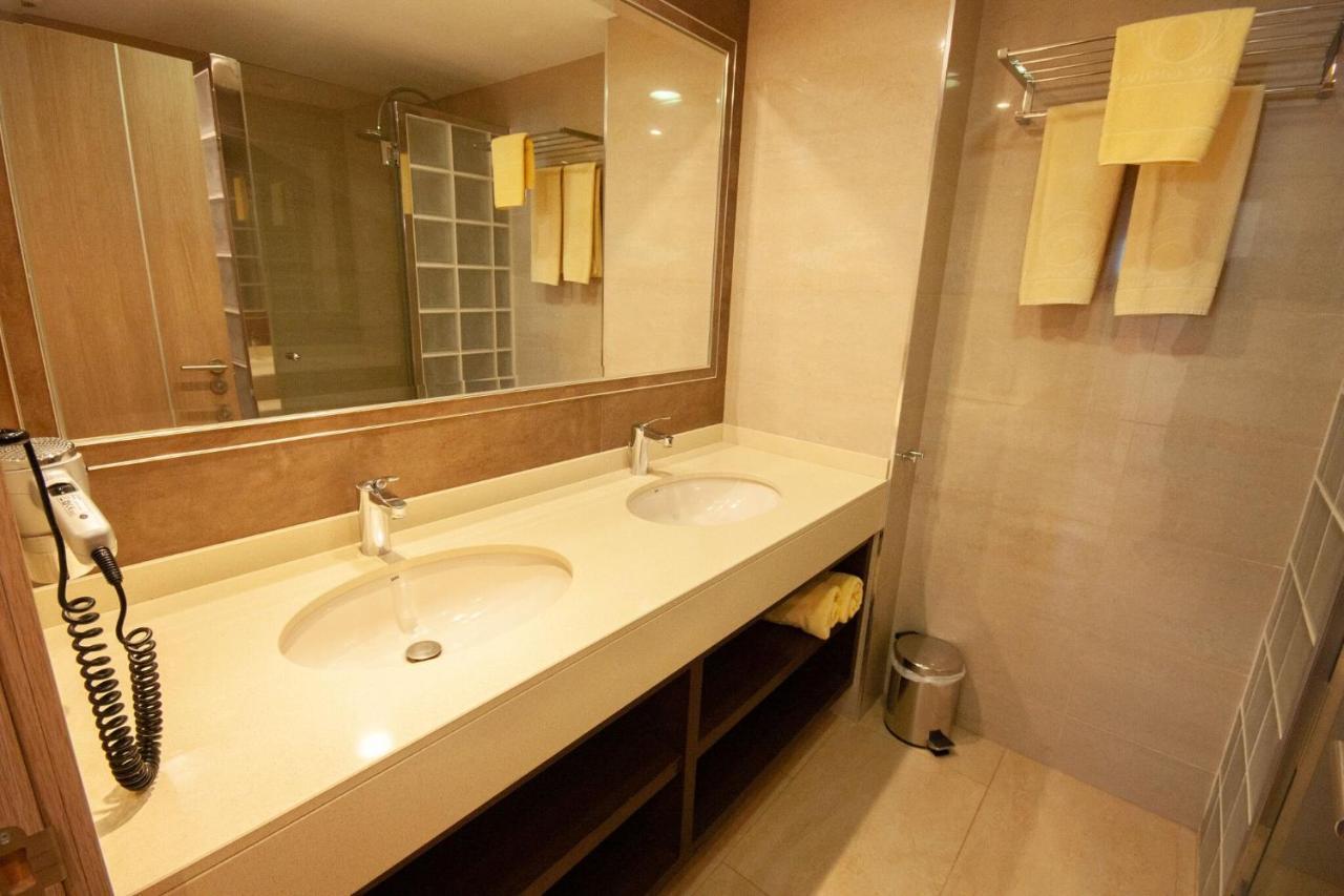 Luxury Penthouse, Panoramic Sea View Apartment Mogan Luaran gambar
